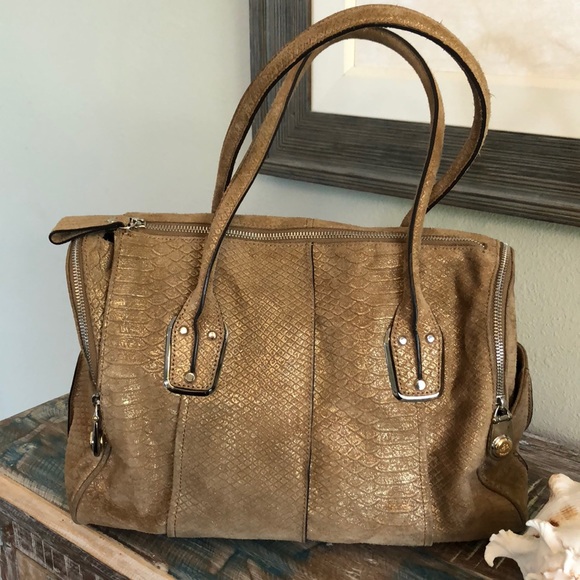 b makowsky gold purse